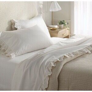 Rare Queen Performance Sheet Set Ivory with Eyelet Ruffle Hem - Threshold NEW